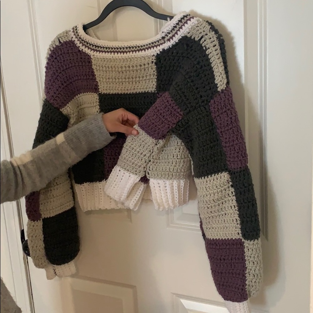 hand made cropped sweater - Picture 3 of 8